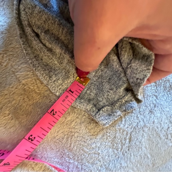 Maurices gray long sleeve light sweater soft altered Size L - Picture 3 of 6